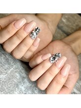 ダリア(Dahlia)/つやつやネイル