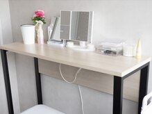 IDOL.Twinkle【長さだし/持ち込み/つけ放題/マグネット/フィルイン】の雰囲気(女優ライト、ヘアアイロン完備急なお出かけにも。)