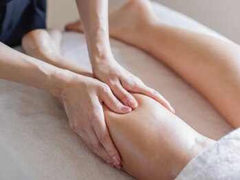 private salon SORAの写真/パンパン足もスッキリ！巡りケアで重だるさを解消◎すっきり美脚を目指すマッサージ♪