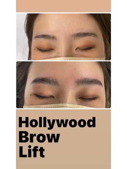 アイ アンド ネイル ドル(Dollar)/HollywoodBrowLift