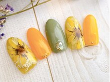 アミネイルズ(AmiNails)/向日葵ネイル♪