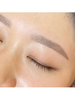 ビューステージ アイブロウサロン 立川/骨格に合わせたデザインへ