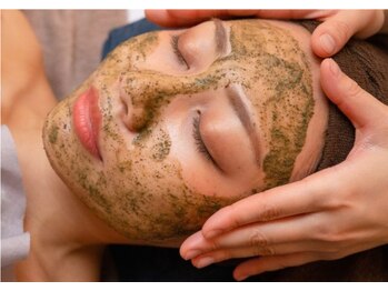 アイ アンド ネイルデイ 桂(EYE&NAIL DAY)/毛穴ケアハーブピーリング