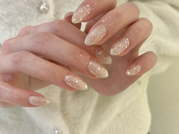 サンジュウヨン(34)/キラキラネイル　パラジェル