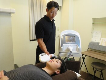 シンプルプラス(simple+)の写真/【メンズ専門】同性オーナーによる施術で安心◎ヒゲもVIOも、気になるムダ毛はプロにお任せ！
