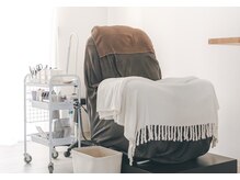スティルドットアイ バイ ナップラッシュ(still.eye by Nap Lash)の雰囲気（リクライニングベットで施術時間も快適♪）