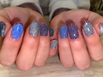 アミュリー ネイル アトリエ(Amury nail atelier)/フラッシュラメ ちぐはぐ 大人