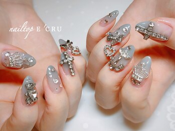 ネイルトップエクル(nail top E CRU)/グレーグラデーション