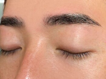 アイモイ(eye moy)の写真/【メンズ眉毛WAX ¥5500】男性の方大歓迎！眉毛のお悩みお任せ下さい◎まつ毛と眉のお手入れで第一印象UP！