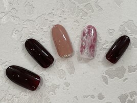 ２月ニュアンスネイル