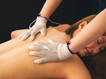 フレルト イオンモール桑名店(FLELT)の写真/【新登場】冷え・重だるさ・疲れに◎新感覚のハンド×４Dマシンケア!スッキリ感とボディラインの変化を体感