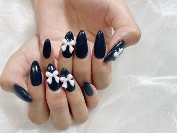 レアリゼ ネイル(Realiser nail)/ネイビー&リボンネイル
