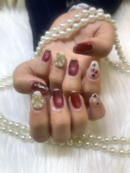クイーンネイル 新宿(Queen nail)/長さ出し持ち込みデザイン
