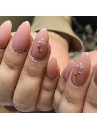 ～シンプルお上品ネイル～