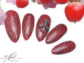 キラキラフラッシュネイル