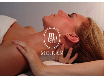 モラン(MO.RAN)/小顔マッサージ