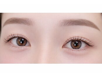 メガミ アイラッシュラウンジ(MEGAMI EYELASH LOUNGE)/ナチュラル派まつげパーマ♪