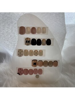 エクラ(Eclat)の写真/【夏に向けて華やか足元】フットネイル￥6,500～　お好みに合わせたデザインご用意しております♪