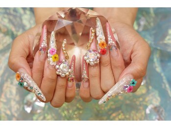エスフィーネイルサロン ブリーユ(Esfy nailsalon Brille)/ゴテゴテキラキラロングネイル