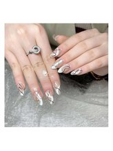 エムクイン(M.Queen)/モテ可愛い系デザインです