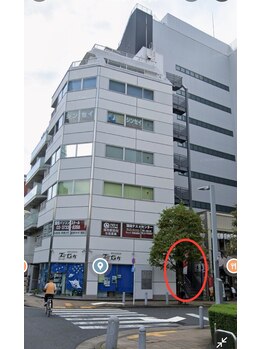 ティースリー 蒲田店(T-THREE)/7階建ビルの最上階になります
