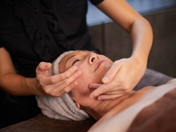 えがお美癒堂(えがおびゆどう)の写真/徹底フェイスクリーンで毛穴の黒ずみ・ザラつきを徹底洗浄!明るい透明感&光り輝く艶肌へ★