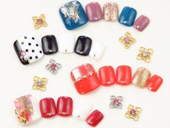 オリビア ネイル(OLIVIA NAIL)の写真/【フットジェル90分やり放題(オフ込)¥8150】お洒落は足元から＊持ち込みアートOK♪サンプルも多数ご用意☆