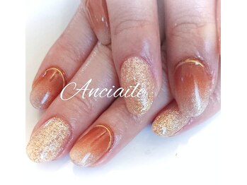 アンシエール(Anciaile)/