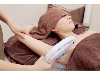 サロンドボーテ サラ(salon de beaute SALA)/脱毛施術
