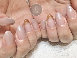 ポイントフレンチネイル