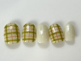 秋チェックアイボリー¥9000