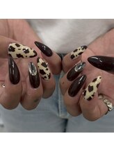 ネイルクイーン(Nail Queen)/カウ柄ネイル¥6900♪