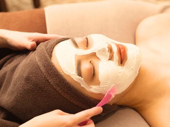 グレースフィオーレ 南越谷店(gracefiore)の写真/頭蓋骨小顔矯正で脳脊髄液を促し、健やかなお肌へ導きます◎美白ケアのオプションも充実。