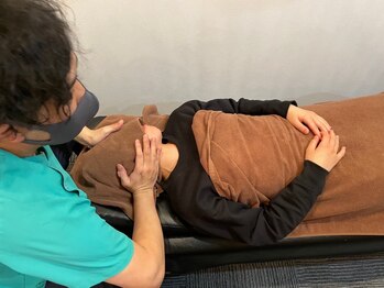 ウララカエイト(URARAKA8)/小顔クリエイト