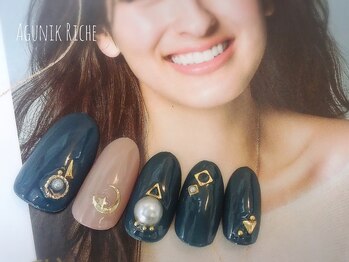 アグニークリッシェ(Agunik Riche)/【スタッズネイル】