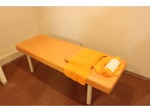 おひさま整骨院/おひさまのオレンジで統一*