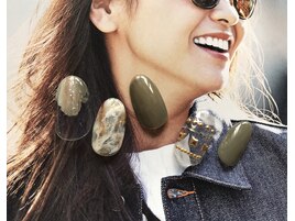 ☆カーキ×ニュアンスネイル☆