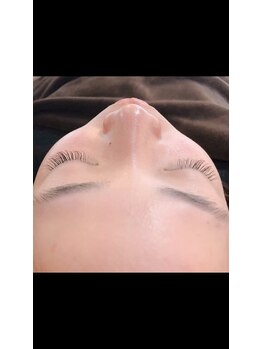 フリルアイビューティ 豊中店(Frill Eye Beauty)/