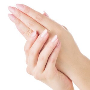 徹底ケアで上品な指先に★　ハンドケアコース \4720