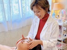 メイオフ無しで滑りをよくするお粉をつけて優しく施術します