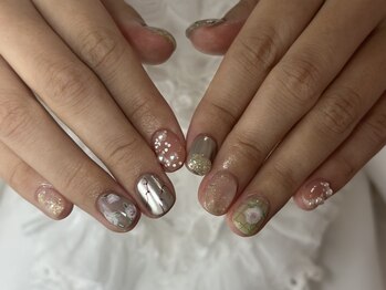 ヤーム アズ エティル(Yarm As Etel)の写真/【ショートネイルだからこそ可愛い◎】