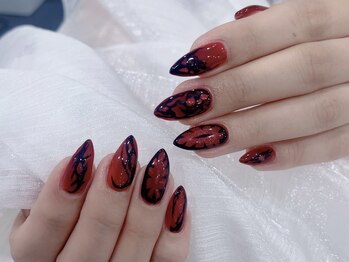ネイルズバー 新宿店(Nails Bar)/レッドブラックフラワーネイル