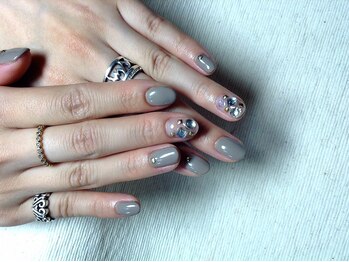 ピリナ(pilina)/ネイルデザイン