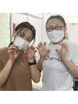 かおりビューティサロン/産後ママさんと一緒の写真