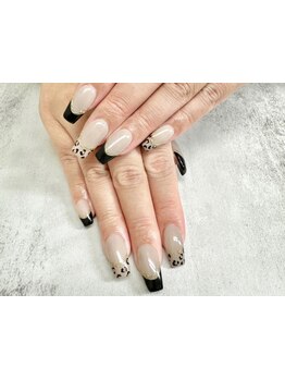 手描きアートが得意なサロン