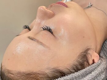 サロン ルイス アディクト(salon Lewis Addict)の写真/【名古屋のエステサロンでは希少!】新メニュー★国産100%の歯髄ヒト幹細胞を試せる“Lewis Addict ”へ♪