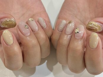 アイネイルズ 渋谷店(I nails)/【Karin.m】ホワイト×ゴールド