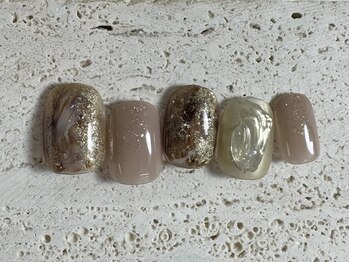 ¥8980/初¥8300くすみカラー