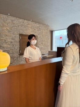 エランホワイトニング 一社店/施術風景