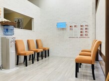 カラダファクトリー グランエミオ所沢店/グランエミオ所沢店の待合です♪